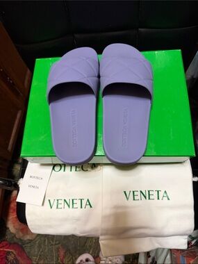 Bottega Veneta Lavender Quilted Rubber Slides
